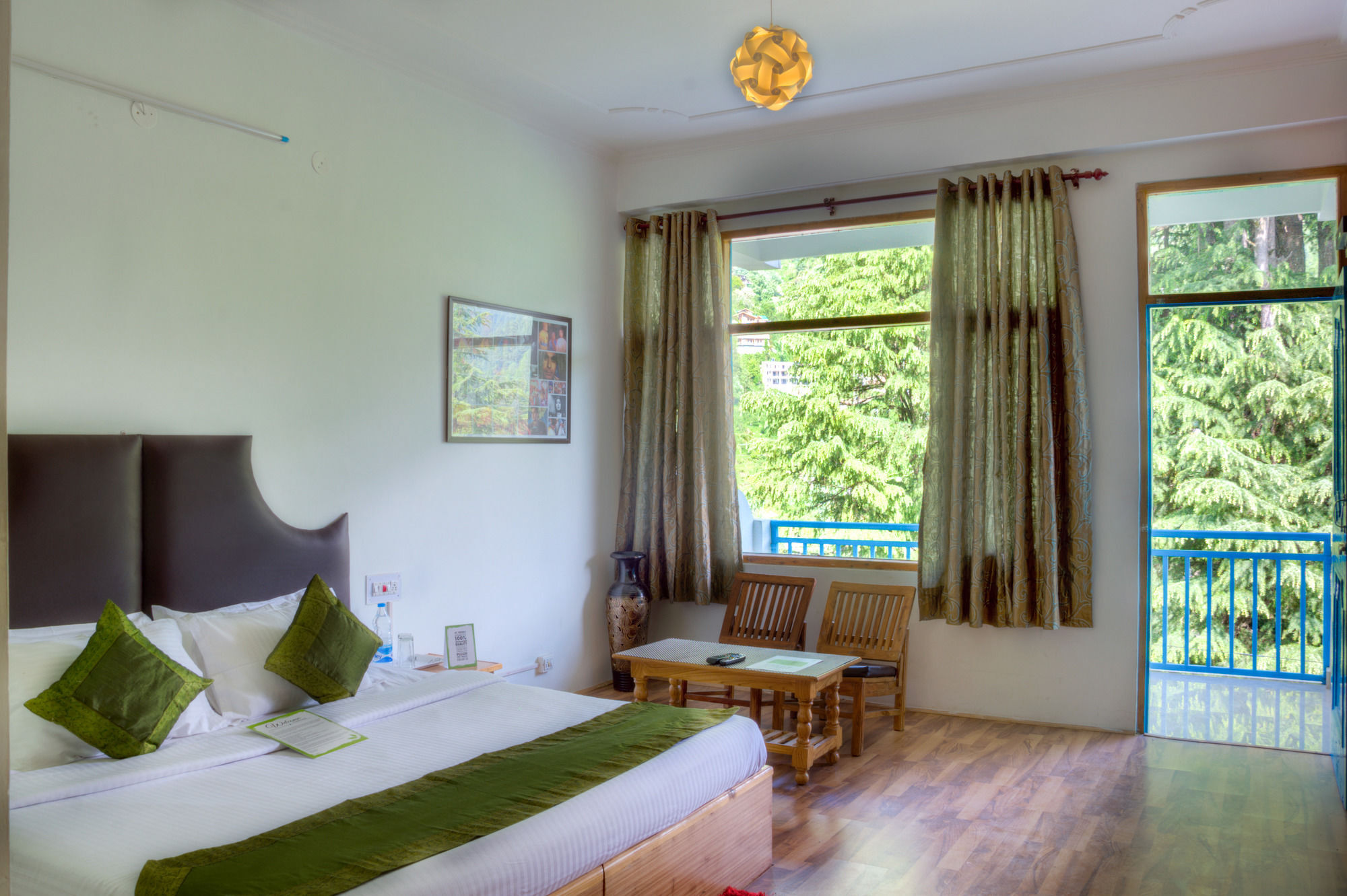 Hotel Treebo Trend Celebriti Manali Vashist Zewnętrze zdjęcie